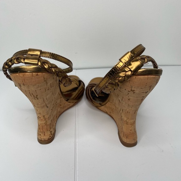 BCBGMaxazria NWT No Box Gold Strappy Women's Sandals. - Picture 5 of 11